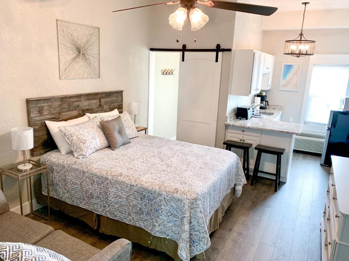 Budget Friendly Condo Within Walking Distance To The Beach! Gulf Shores Ngoại thất bức ảnh