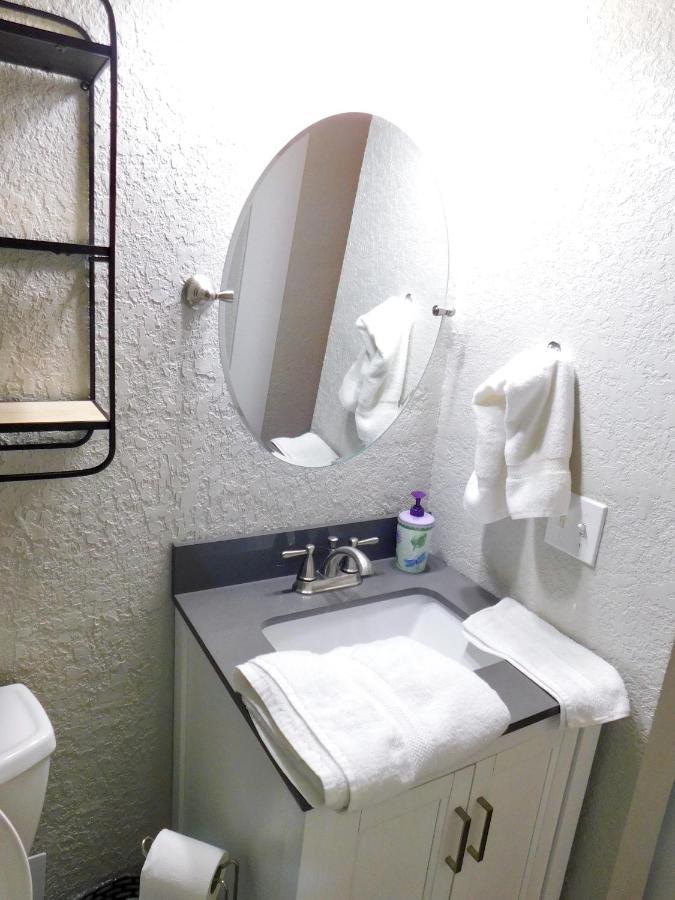 Budget Friendly Condo Within Walking Distance To The Beach! Gulf Shores Ngoại thất bức ảnh