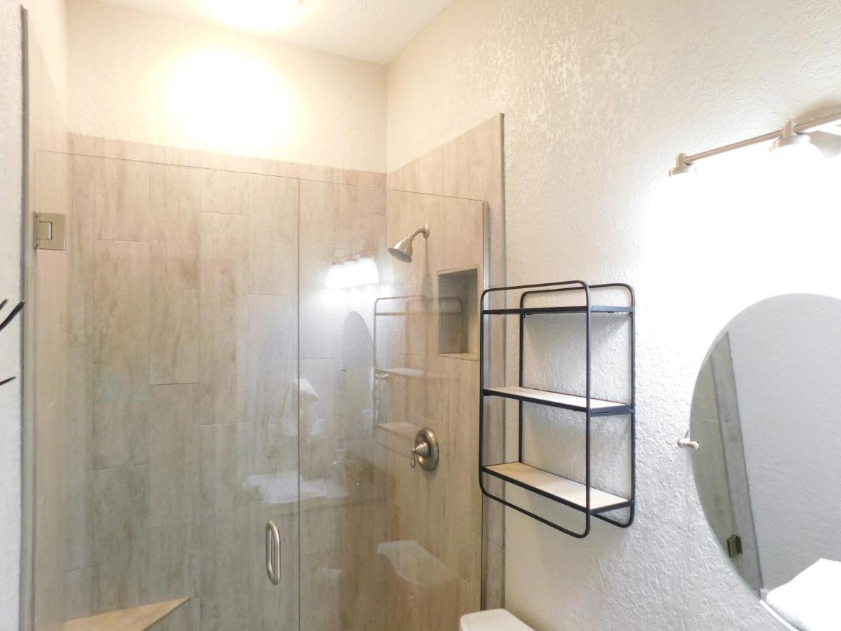 Budget Friendly Condo Within Walking Distance To The Beach! Gulf Shores Ngoại thất bức ảnh