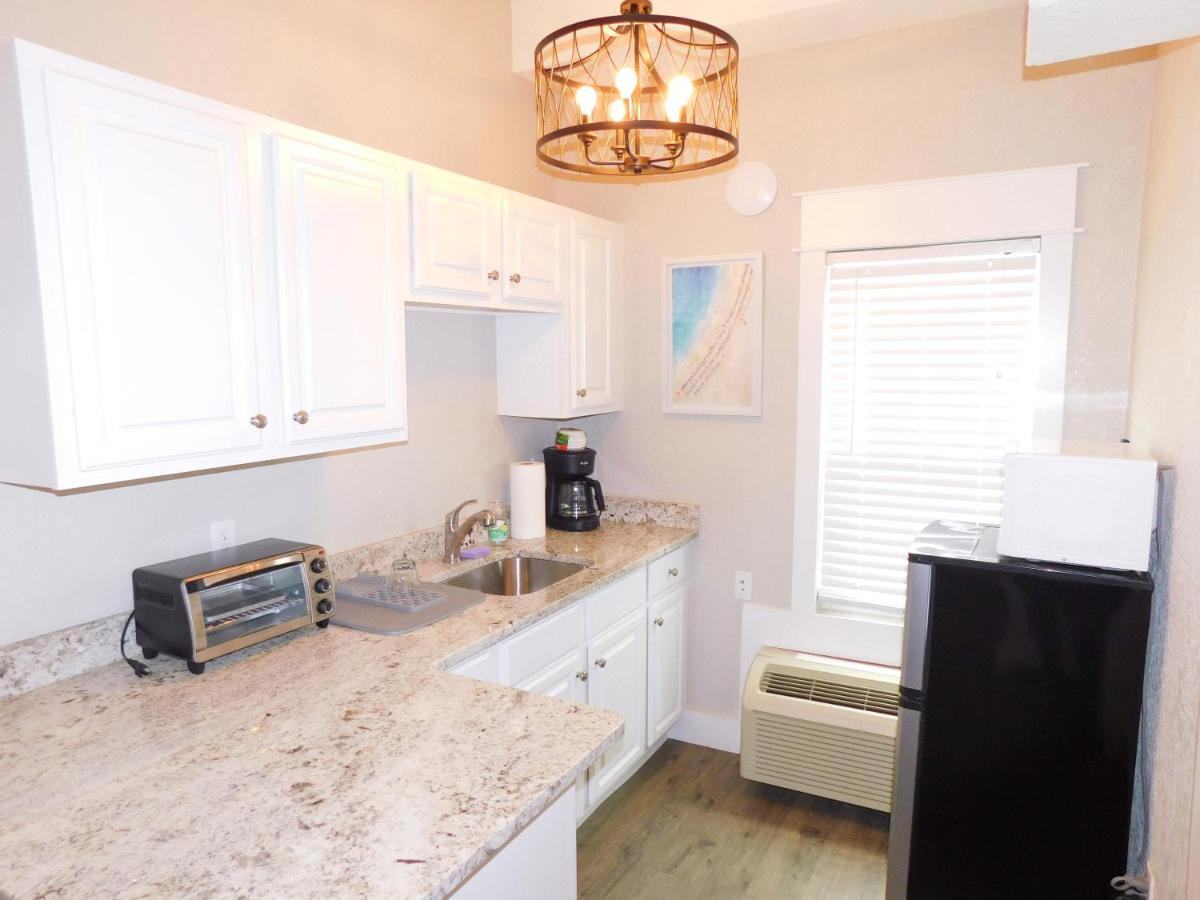 Budget Friendly Condo Within Walking Distance To The Beach! Gulf Shores Ngoại thất bức ảnh