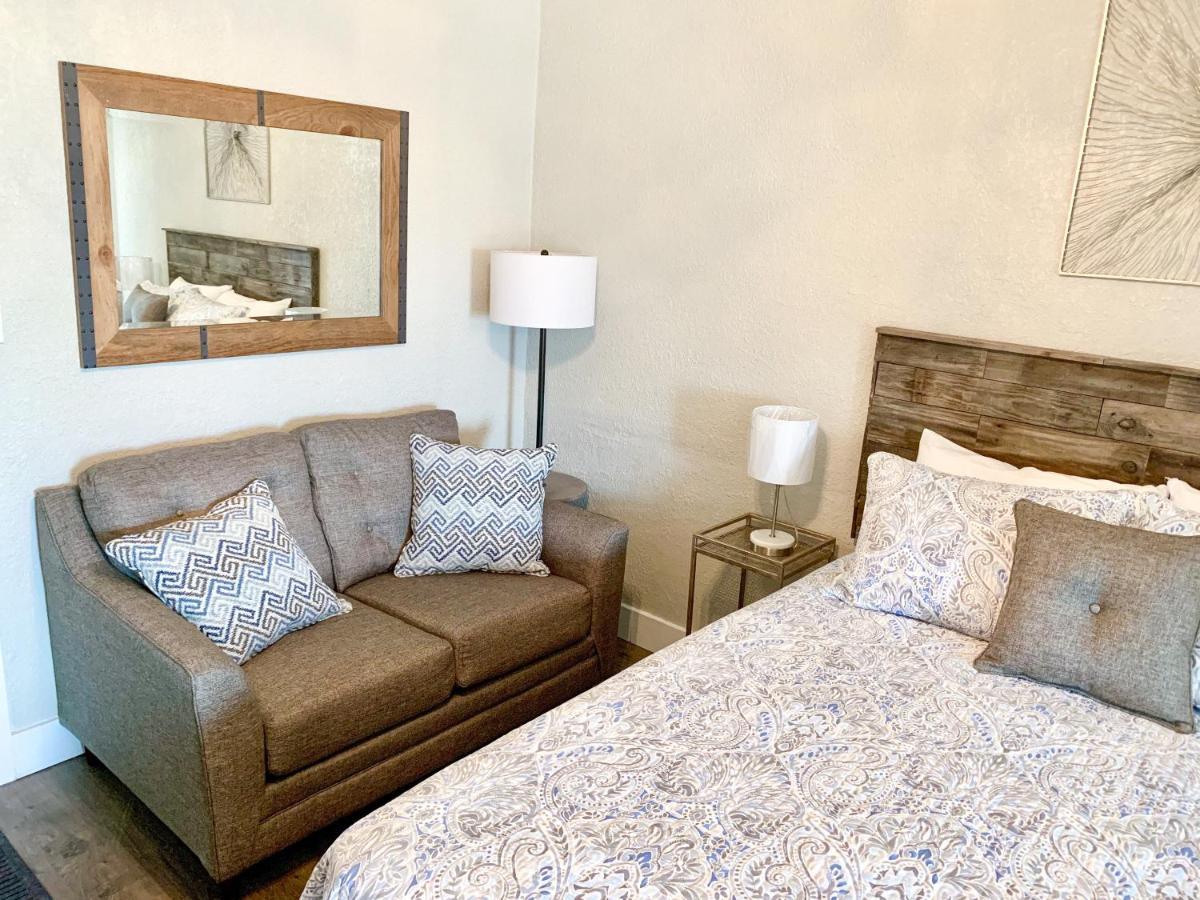 Budget Friendly Condo Within Walking Distance To The Beach! Gulf Shores Ngoại thất bức ảnh